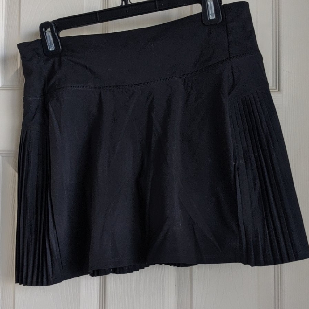Backspin skort